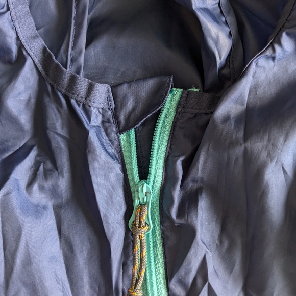 Cotopaxi full-zip windbreaker (XS) - Picture 3 of 6